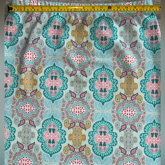 Talbots Light Blue Paisley Floral Stretch Elastic Waist Skirt - Size Large - Picture 12 of 13